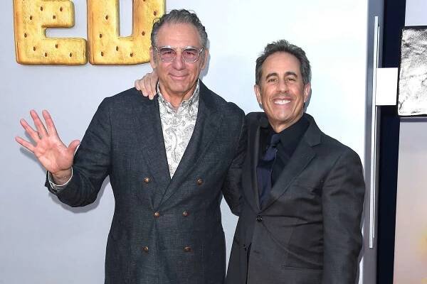 See reclusive Michael Richards reunite with Jerry Seinfeld on 'Unfrosted' red carpet