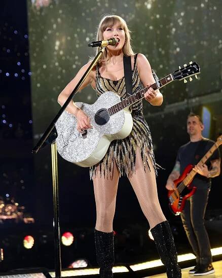The 2025 Grammy nominations are in, and Beyoncé (aka the most awarded performer in #Grammys history)...