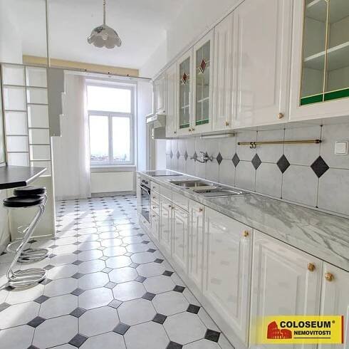 Znojmo, pronájem bytu 3+1, 96 m2, centrum města