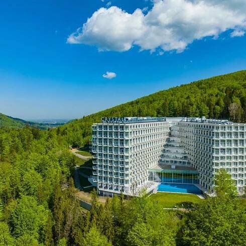 Pětihvězdičková dovolená v hotelu Crystal Mountain – jen 20 minut z Česka