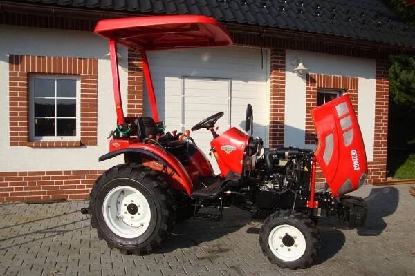 Malotraktor DongFeng DF 224 G3 | Nejlevnejsi-bagry-nakladace-traktory.cz