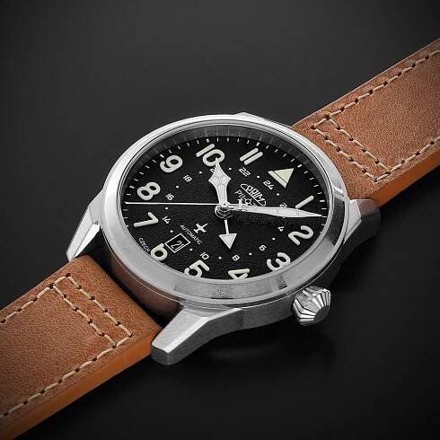 PRIM Pilot Dual Time - B | Oficiální e-shop výrobce hodinek PRIM