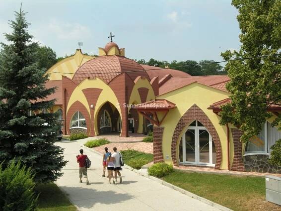 LÁZNĚ VELKÝ MEDER - Slovensko | Nejlepší zájezdy - last minute dovolená a hotely