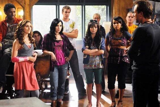 JORDAN FRANCIS, ALYSON STONER, DEMI LOVATO, ANNA MARIA PEREZ DE TAGLE, AND JASMINE RICHARDS IN CAMP ROCK 2: THE FINAL JAM