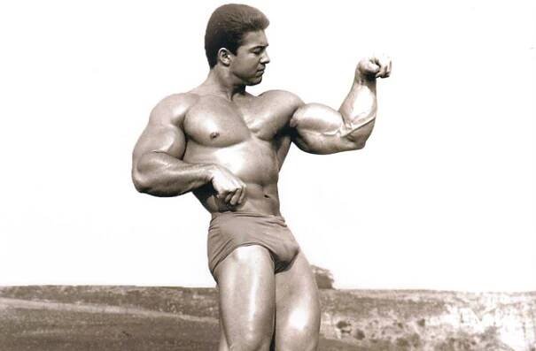 Fotovzpomínka: Larry Scott