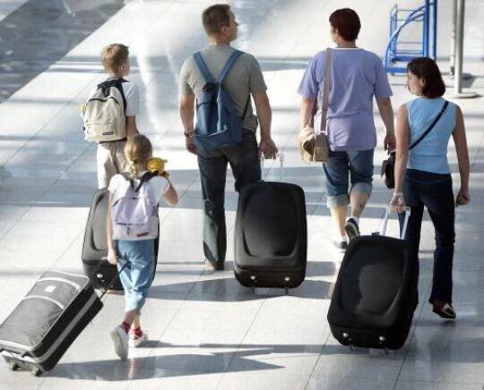Zpět v ČR je 150 klientů CK Fly Dovolená, zbytek přiletí ve středu