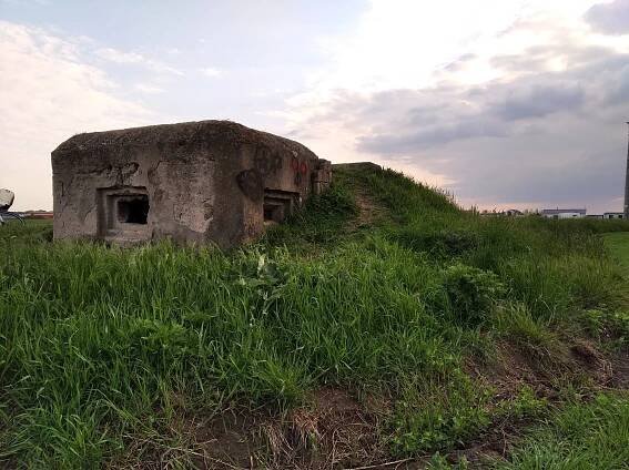 Photos • Bývalá pozorovatelna civilní obrany (Fortress, bunker) • Mapy.com