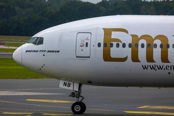 Základová fotografie na téma aerolinka, airbus a320, cestování, cestování letadlem, cestovní průmysl, cíl cesty, doprava