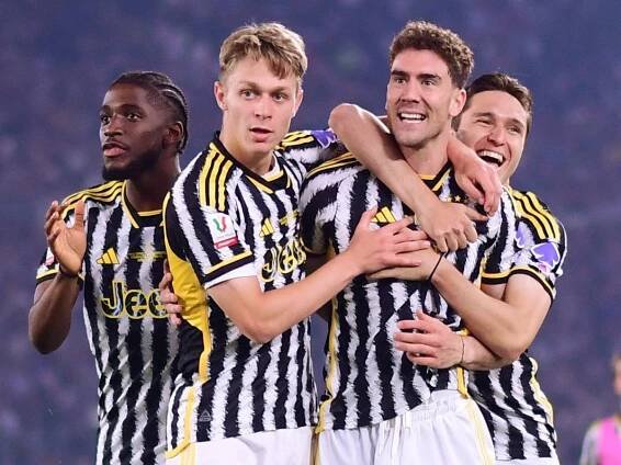 Juventus FC: Slavní hráči i logo klubu z Turína