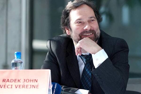 Radek John, předseda strany Věci veřejné | Radiožurnál
