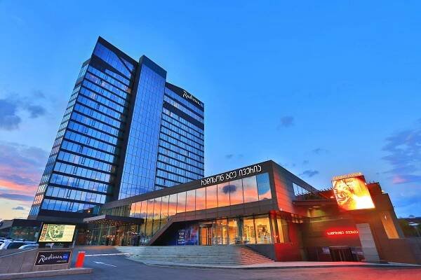 Radisson Blu Iveria Hotel Tbilisi Exteriér fotografie The Radisson Blu Hotel, Belgrade