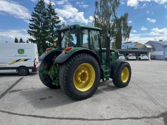 Traktor John Deere 6115M | DANHEL