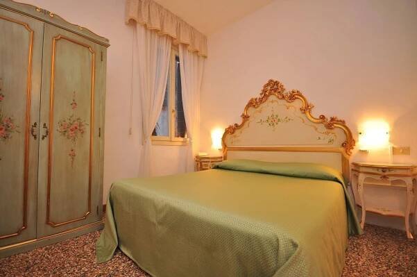 Casa Petrarca * Benátky