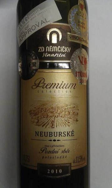 Víno Neuburské 2010, pozdní sběr, ZD Němčičky