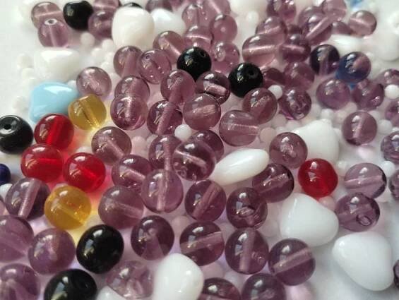 Korálky mačkané srdce+kuličky mix 250 g, III.j.