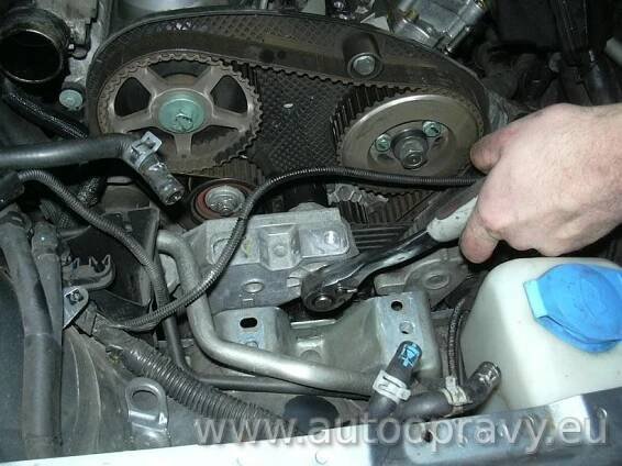 Výměna rozvodů – Octavia 1.9 TDI 66 kW - www.autoopravy.eu
