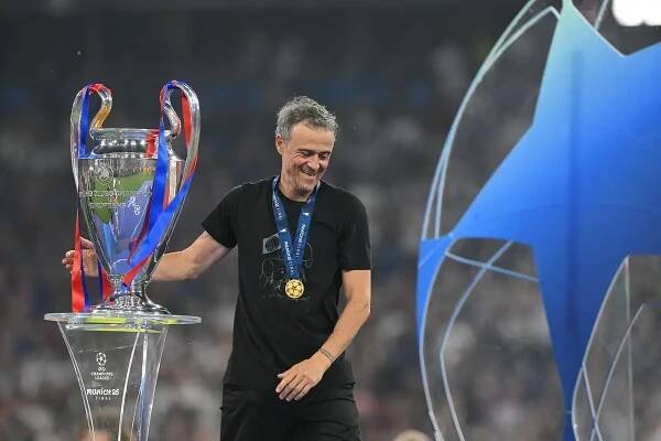Dojatý Enrique myslel po triumfu v Lize mistrů na zesnulou dceru. Emotivní chvíle, přiznal