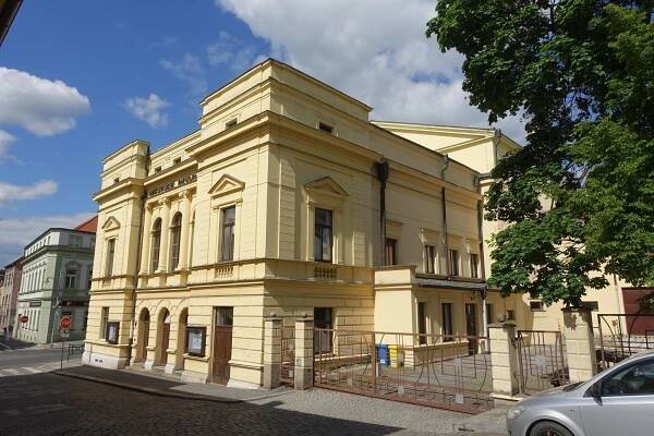 Městské divadlo Slaný foto 6