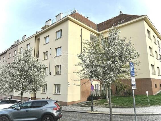 Pronájem Byt 1+1, Hellichova, Praha 1 - Malá Strana