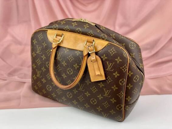 Louis Vuitton Deauville - Image 2