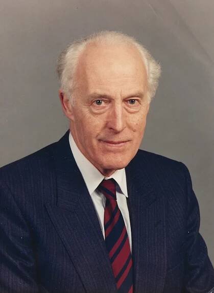 John Christopher Bartholomew - Wikipedia