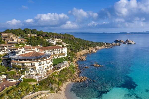 Club Hotel Baja Sardinia - Itálie - dovolená, zájezdy a recenze 2025 | Zájezdy.cz