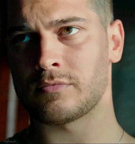 (@cagatay_shadowroya) on Instagram: “#cagatayulusoy #cool #emirsarrafoglu #emirinyolu #emir#yamankoper#elsecretod… | Actor model, Hair and beard styles, Turkish men
