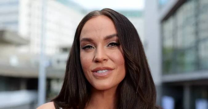 Vicky Pattison in tears as she's 'pretending to be happy' ahead of Strictly