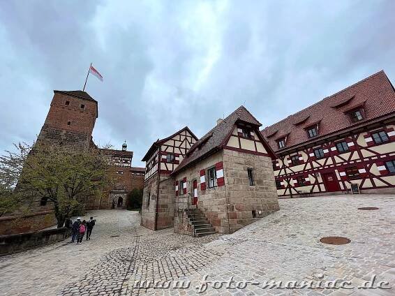 In der Vorburg befindet sich auch das Brunnenhaus
