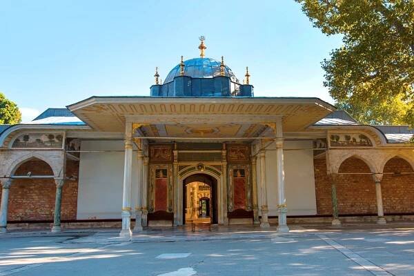 Gorgeous Ottoman Istanbul Private Walking Tour
