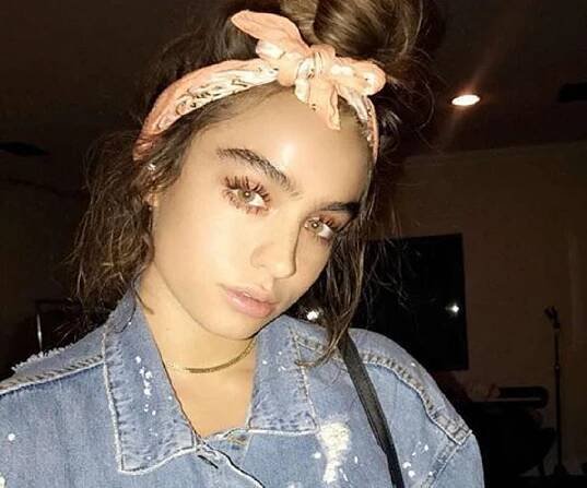 Sommer Ray Biography - Facts, Childhood, Family Life & Achievements