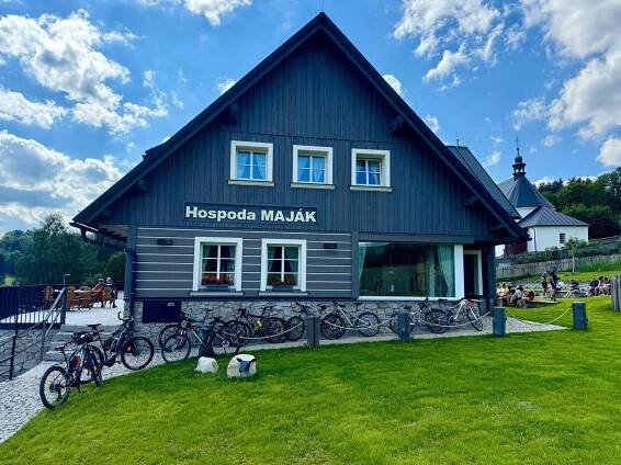 Jízda na kole v ubytování Aldrov Resort nebo okolí