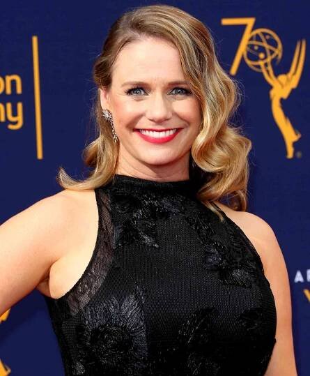 Full House's Andrea Barber to Show 'Real Person Behind Kimmy Gibbler' in New Memoir