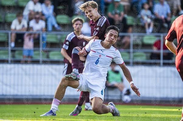 Výhra i v odvetě. Reprezentace do 17 let porazila Lotyšsko 2:0 | FOTBAL.CZ