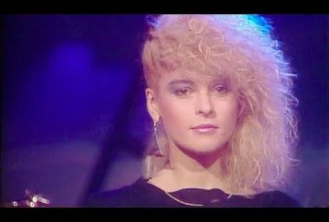 Iveta Bartošová - Útoč láskou (1988)