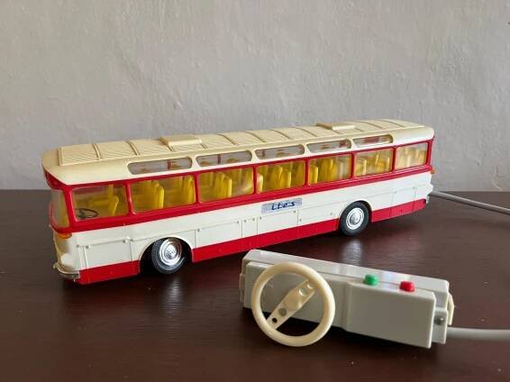 Autobus ITES KAROSA ŠD 11 - na bowden - stará retro hračka