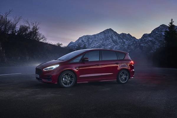 Ford Kuga 2.5 Duratec Hybrid (HEV) Foto: Ford