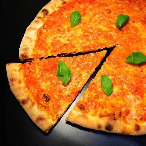 33cm 9. Margherita