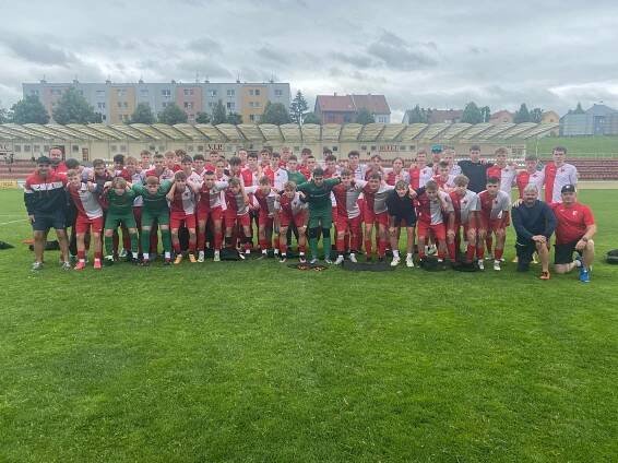 Oslavy 120 let fotbalu v Kroměříži: porážka s Ružomberokem i ocenění legend