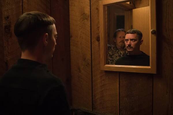 Pojď za tátou - Z filmu - Stephen McHattie, Elijah Wood