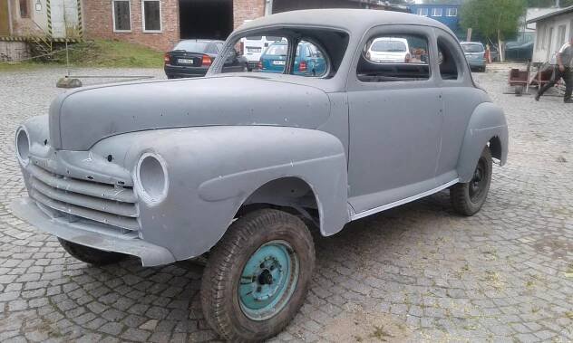 CUPÉ V8 | Auto JASE
