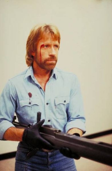 Invaze U.S.A. - Z filmu - Chuck Norris