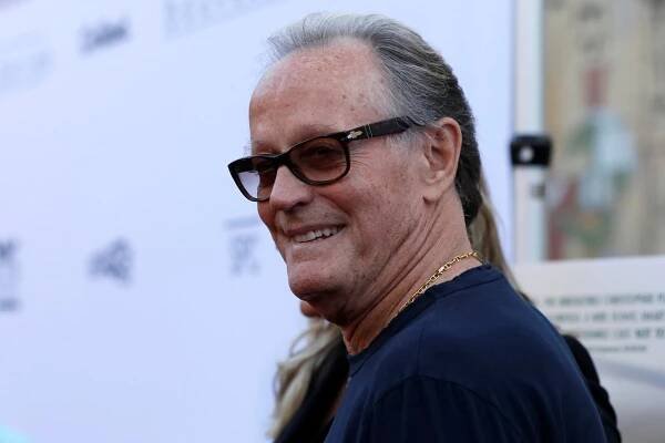 Peter Fonda Apologizes for Barron Trump Tweet; Secret Service Is ‘Aware’