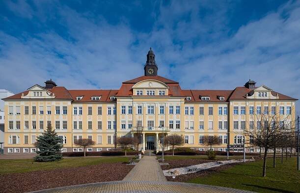 Nemocnice České Budějovice navyšuje kapacitu pro nemocné s covid-19
