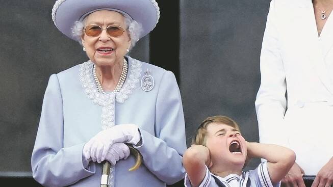 Budoucnost monarchie spojuje tisk s Williamem a Kate - Novinky