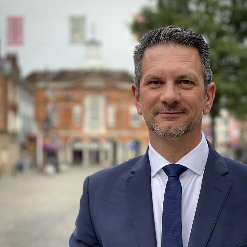 Steve Baker outside Wycombe Guildhall