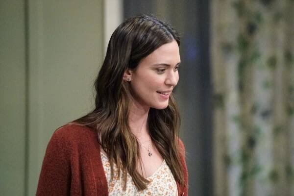 Odette Annable - Actress