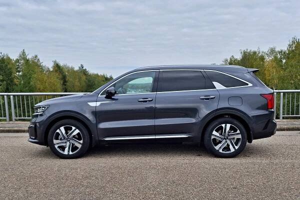 Test Kia Sorento 1.6 T-GDi PHEV 4x4 | plug-in hybrid (2022)