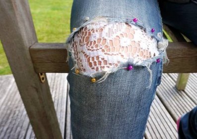 Jak krásné na řezání džíny doma: obvykle zlomit a škrty