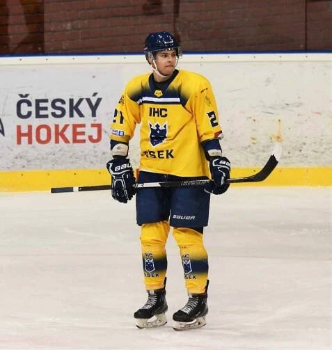 II. liga ledního hokeje: IHC Králové Písek - HC Klatovy 4:5.